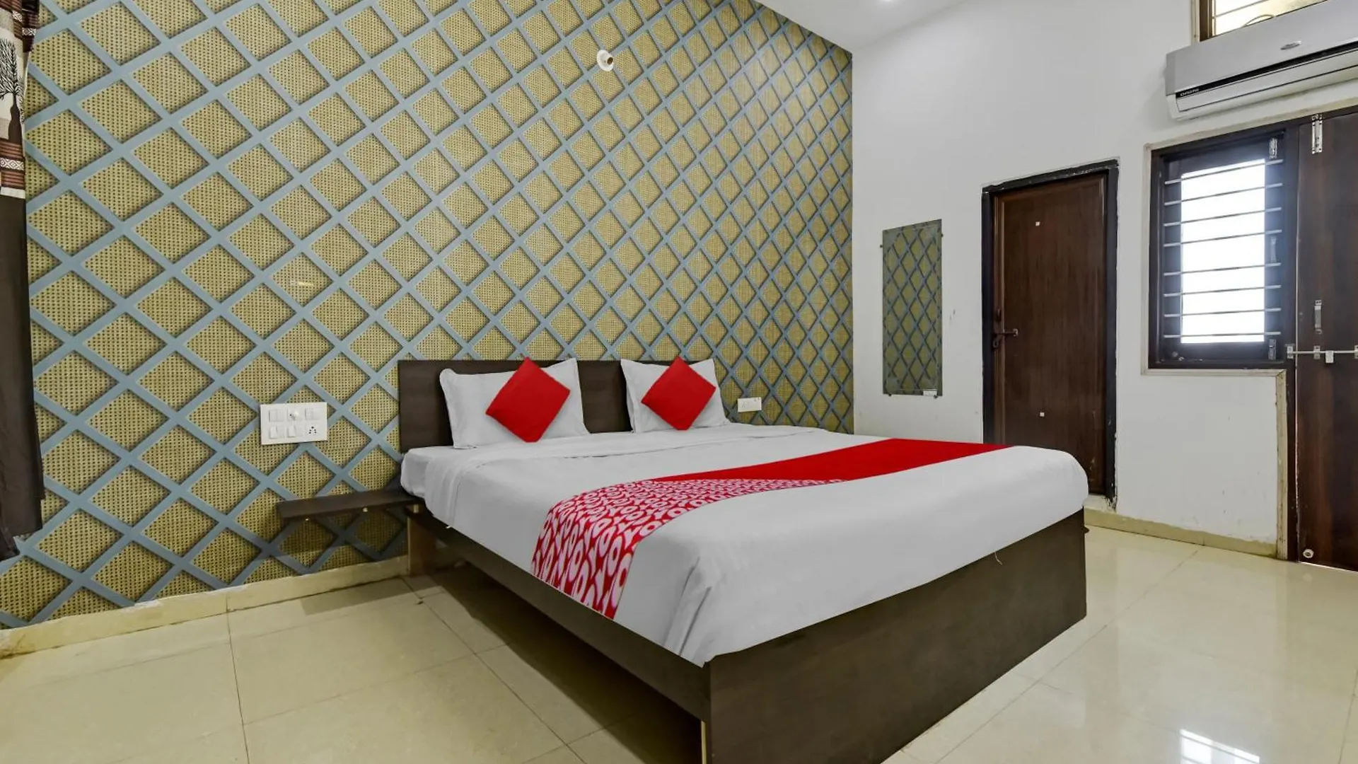Hotel O Radhe 우다이푸르 인도